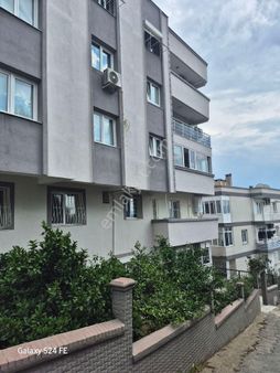 Bornova Atatürk Te 2+1 Satılık Daire