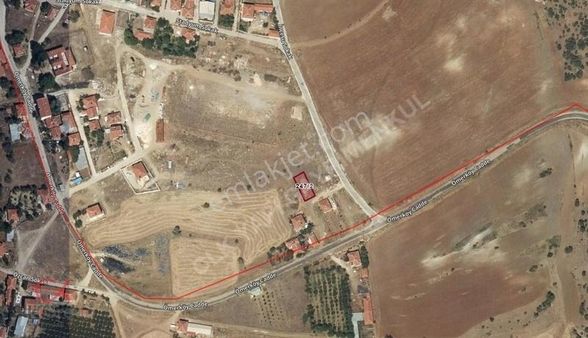 Clk Gm'den Mihalıçıkta Ömer Köy Yolunda Toki Karşısı 326 M² Arsa