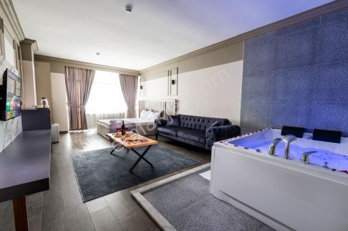 Kağıthane Günlük Lüks Klimalı Jakuzili Daireler Metro Çıkışı