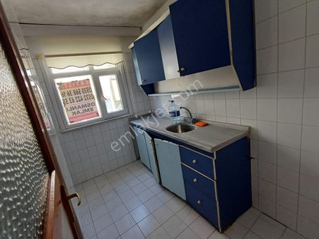 Zeytinburnu Telsiz Mah'de Caddeüstü 2+1 72m²kredili Satılık Köşe Daire Osmanlı Emlak