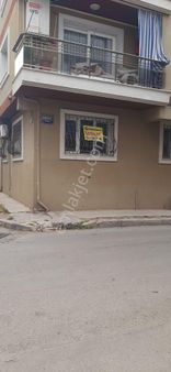 Karabaglar Yunus Emre Mahalleside Satılık 2+1 Daire