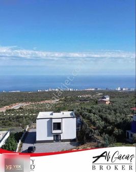 Rw Yek Gayrimenkulden Kumkuyu Çanakçıda Satılık Villa