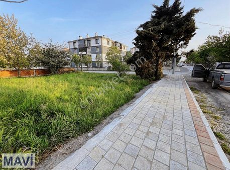Remax Mavi'den Yeni Mahalle De 315 M² Konut İmarlı Köşe Parsel