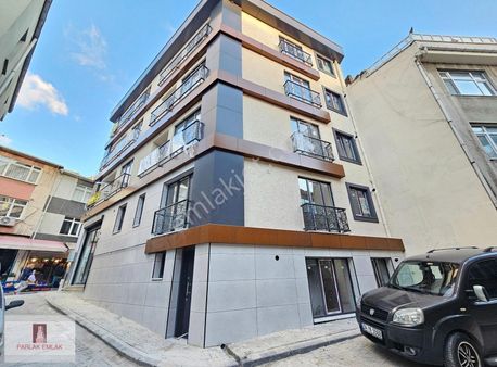 Üsküdar 'ın Tam Merkezinde Sıfır Binada 2+1 Kot 1 -kupon