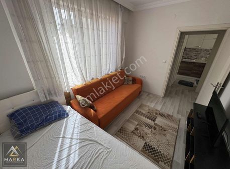 Marka'dan Yunus Emre Okulu Karşısı 2 Oda Ayrı Mutfak Ayrı Apart