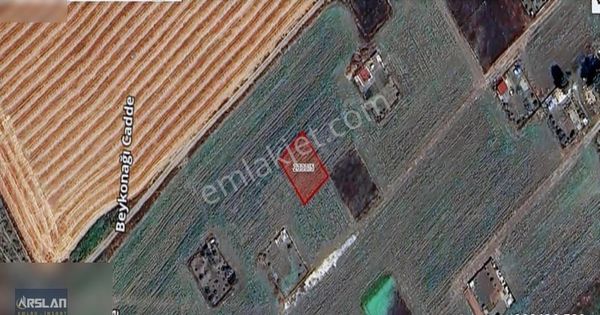 İstanbul Büyükçekmece Eskicede Satılık 302 Metrekare Arsa