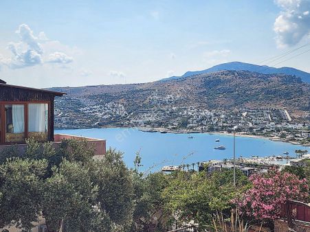 Gündoğan'da Deniz Manzaralı Satılık Dubleks