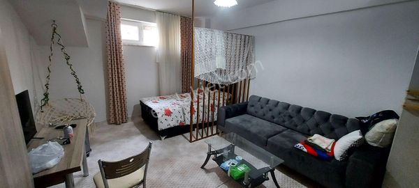 Çınara 5 Dak Sirakapilarda 1+0 Sıfır Esyalı