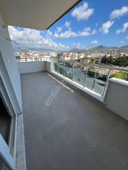 Fırsat Merkezde Satılık 2+1 Ayrı Mutfak!!