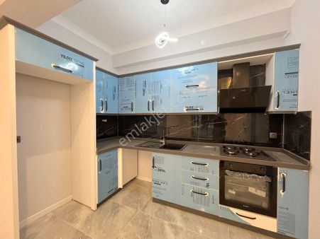 🟣🟣 Güç Gayrimenkul'den Akçay'da Denize 400m Ara Kat Sıfır Binada Lüx Satılık 1+1 Daire