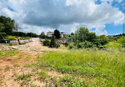 Çekmeköy Reşadiyede İmarlı Satılık Arsa