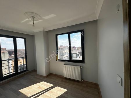 Yıldırımda Tramvayın Dibinde Satılık 2+1 Arakat Daire