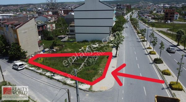 Arnavutköy Merkezi Konum Satılık 289m2 Konut+ticari İmarlı Arsa