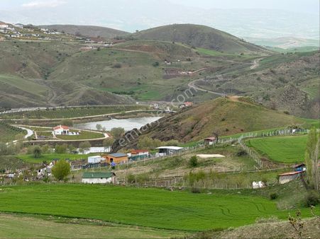 Kösrelik Göleti Manzaralı İmar Dibi 220 Metre Son Bahceler