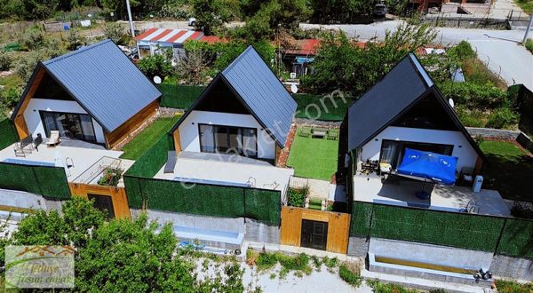 Füsun Emlaktan Eldirek Mah Satılık 4 Adet Bungalow Ve Arazi