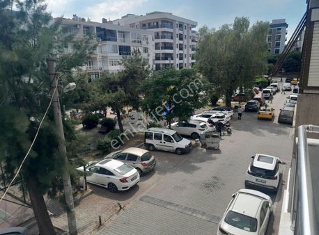 Girne Starbucks Yakını Park Cepheli 2kat