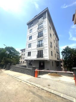 Kartal Petrolişte Satılık Bahçeli Sıfır 2+1 Daire