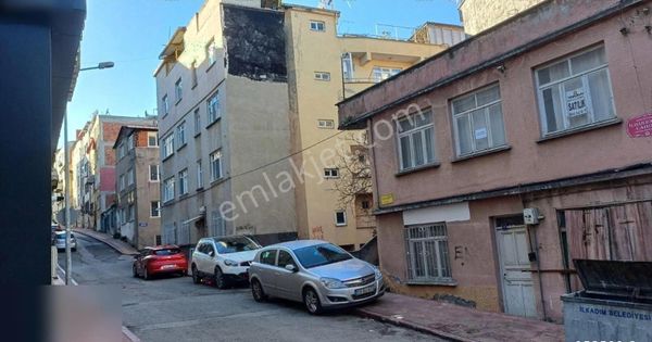 Müstakil Satılık Ev Ve Arsa