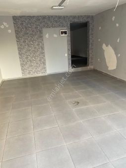 Yayla Mah Ramzi Güven Caddesi Kiralık Dükkan