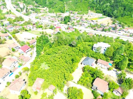 Düzce Şekerpınar'da Köşe Konumda 470 M2 Konut İmarlı Arsa !