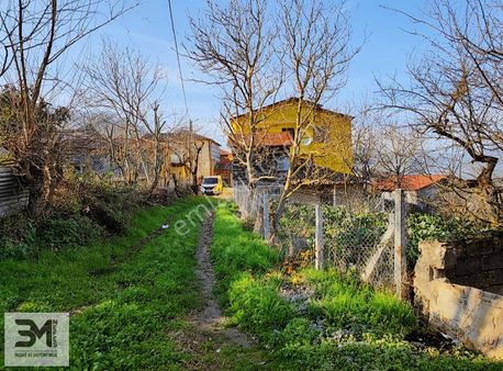 Geyve Akkaya 352 M2 %40 İmarlı Panoramik Manzaralı Düz Arsa