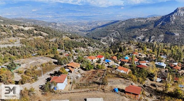 Geyve Demirler 712 M2 %40 İmarlı Panoramik Manzaralı Arsa
