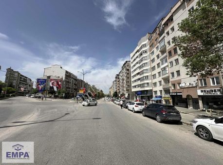 Empa'dan Atatürk Bul. Üzerinde 3+1 130m² Manzaralı Satılık Daire