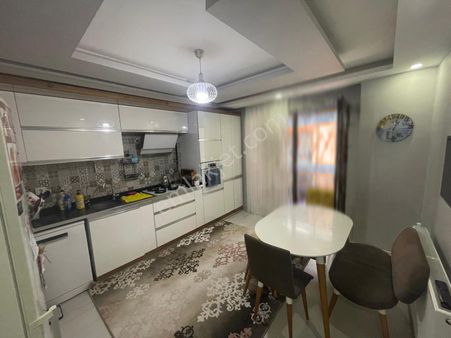 Cevdet Paşa Mahallesinde Site İçi Satılık 3+1 Daire