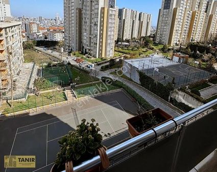 Beylikdüzü Marmarapark Avm. Yakınında 2+1 Satlık Daire
