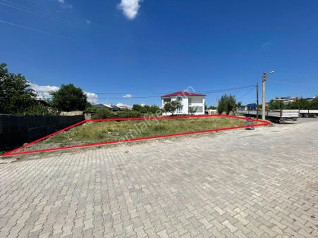 Mevsim Gayrimenkul'den Yurtbaşı Merkez Satılık Konut İmarlı Arsa