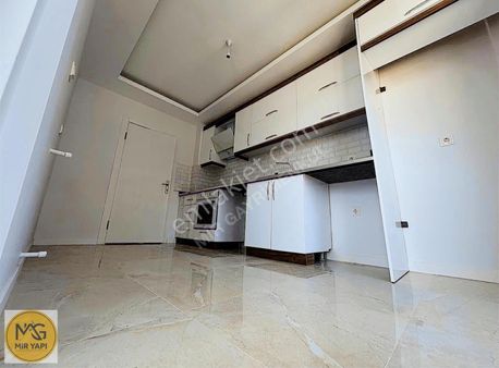 2+1 Şehir Hastanesine Yakın Geniş Ferah Daire