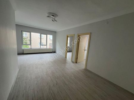 Bilgen Vatan'dan Gazino Göbekte 3+1 Geniş M2 Yapılı Masrafsız Acil Satılık Daire!!