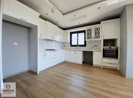 Mezitli Akdeniz Mahallesin'de Ultra Lüx Acil Satılık Daire