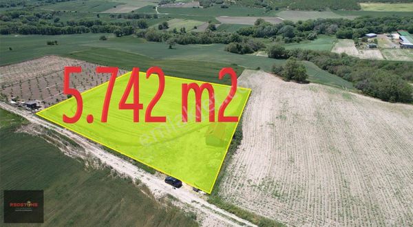 Redstone'dan Velimeşe Önerler Arası Etrafı Çevrili Çiftlik Evi