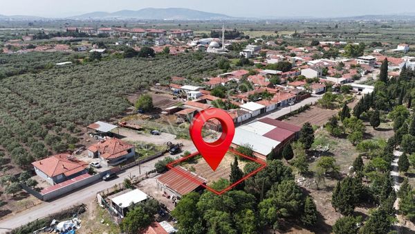 Akhisar Medar Mahallesi'nde 576 M² Yatırımlık Satılık Arazi