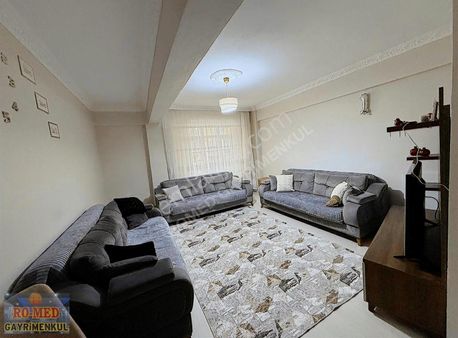 Anadolu Mah'de 2+1 90m2 Yüksek Giriş Kullanışlı Geniş Daire