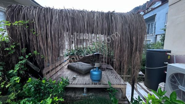 Stop’tan Patlangıç Tek Tapu 2 Daire 3+2 Dubleks