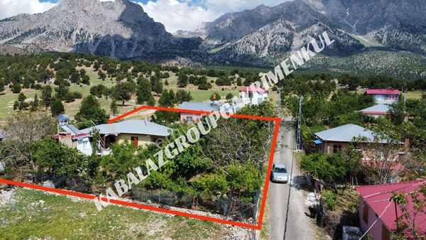 Adana Pozantı Aşçıbekirli Fenese Bir'de 500m² Mükemmel Yazlık (50)