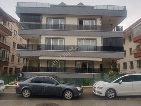 Mamak Büyük Kayasta Satılık 4+1