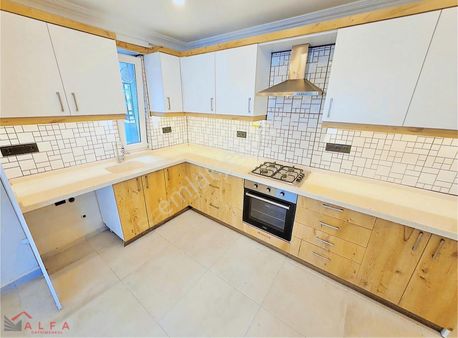 Alfadan Altınkumda Cam Balkonlu Ayrı Mutfaklı Ön Cephe 2+1 Daire