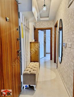 Huzurlu Marmara Hemen Yan Sokagında Satılık Fırsat / 2+1 Daire!