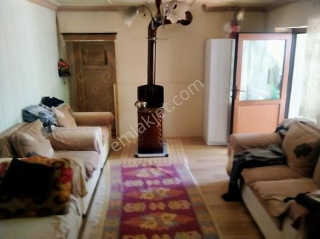 İzmir Torbalı Gold Emlaktan Bayındırda Satılık Mustakil Ev