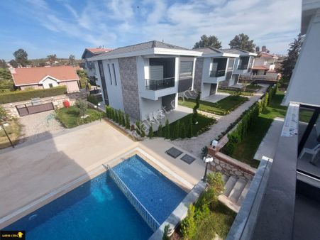 Didim Hisar Mah.de , Güvenlikli Plaja 750 Metre ,sıfır , Tam Müstakil Villa