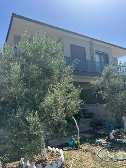 Emiralem De Satılık Villa