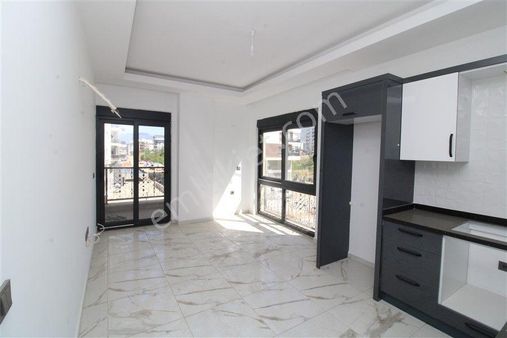 Kiralık 1+1 Boş Daire Mahmutlar Alanya
