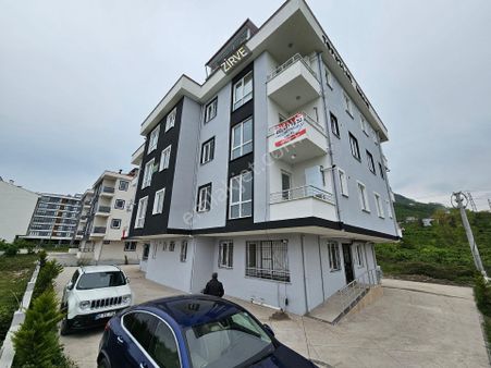 Turnasuyunda Ana Yol Kenarına Yakın 175m² Dubleks Satılık Daire.