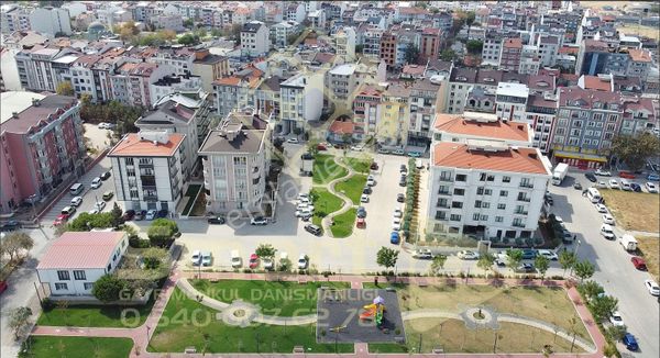 600 Evler'de Satılık Dükkan