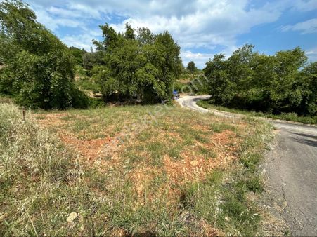 Kösbucağın'da Satılık Köşe Parsel