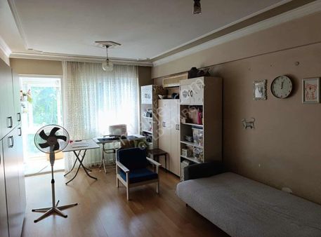 Karşıyaka Bahariye Üçok Bulvarında 3+1 Asansörlü Satılık Daire