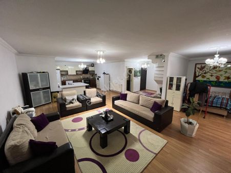 Trabzon Akçaabat'ta Satılık Arakat Dubleks Daire